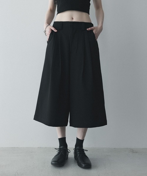 remer(リメール)の「ルーズタックワイドガウチョパンツ / loose tuck wide gaucho PT(その他パンツ・メンズ・ブラック/チャコールグレー・X-SMALL/LARGE/MEDIUM/SMALL)」の1枚目の写真