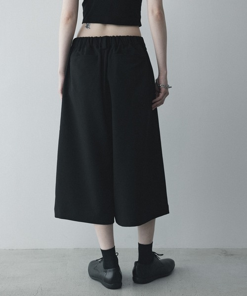 remer(リメール)の「ルーズタックワイドガウチョパンツ / loose tuck wide gaucho PT(その他パンツ・メンズ・ブラック/チャコールグレー・X-SMALL/LARGE/MEDIUM/SMALL)」の5枚目の写真