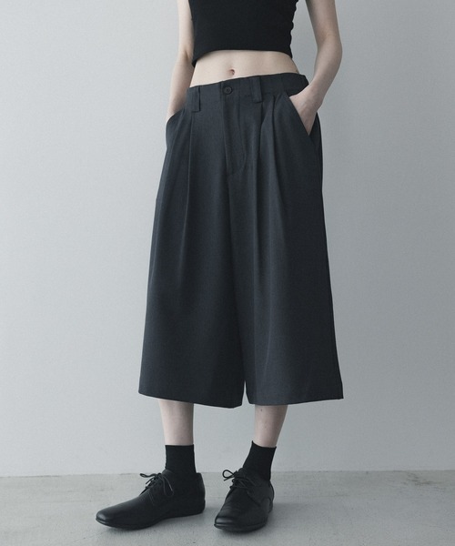 remer(リメール)の「ルーズタックワイドガウチョパンツ / loose tuck wide gaucho PT(その他パンツ・メンズ・ブラック/チャコールグレー・X-SMALL/LARGE/MEDIUM/SMALL)」の8枚目の写真