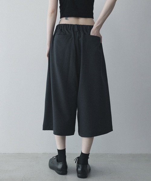 remer(リメール)の「ルーズタックワイドガウチョパンツ / loose tuck wide gaucho PT(その他パンツ・メンズ・ブラック/チャコールグレー・X-SMALL/LARGE/MEDIUM/SMALL)」の9枚目の写真