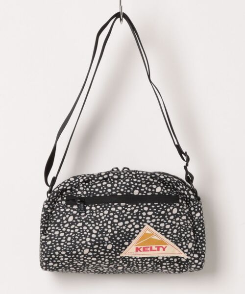TSURUYA(ツルヤ)の「《KELTY》DP ROUND TOP BAG S(ショルダーバッグ・メンズ・ゴールド/ブラック/グレー・フリー)」の1枚目の写真