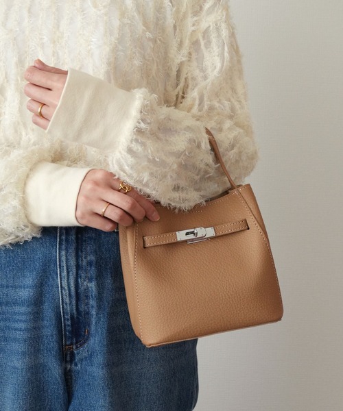 ammy.（エイミードット）の「【 ammy. / エイミードット 】 クラシック ロックデザイン 2WAY ハンドバッグ（ショルダーバッグ・レディース・ブラウン/ダークブラウン/ブラック/ベージュ・FREE）」の17枚目の写真