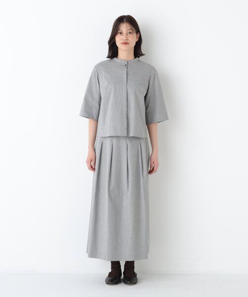 human woman(ヒューマンウーマン)の「◆【リネン混/ウォッシャブル】リネン混ストレッチタンブラーセットアップ(シャツ/ブラウス・レディース・カーキ/ブラック・MEDIUM)」の15枚目の写真