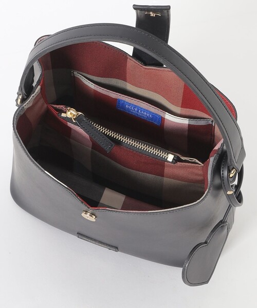 BLUE LABEL CRESTBRIDGE(ブルーレーベルクレストブリッジ)の「【WEB限定】ハートカットバッグ(ショルダーバッグ・レディース・ブラック・FREE)」の5枚目の写真