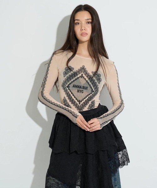 anna sui nyc(アナ スイ エヌ ワイ シー)の「ANNA SUI NYC / アナスイエヌワイシー レースプリントシアトップ(Tシャツ/カットソー・レディース・ブラック/パープル/ベージュ・FREE)」の2枚目の写真