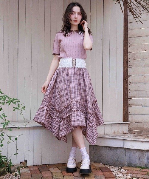 axes femme(アクシーズファム)の「刺繍入りジップニットポロ(ニット/セーター・レディース・イエロー/ピンク/グレイッシュベージュ/レッド/ブラック・FREE)」の11枚目の写真