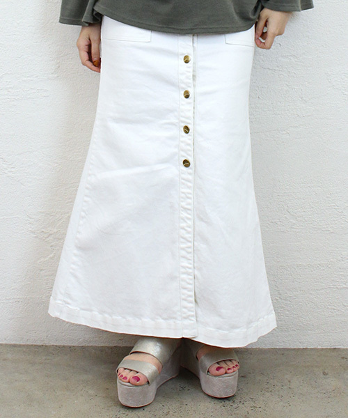 Omekashi（オメカシ）の「【Omekashi】デニムロングスカート（デニムスカート・レディース・オフホワイト/ブルー/ネイビー・2/1）」の2枚目の写真