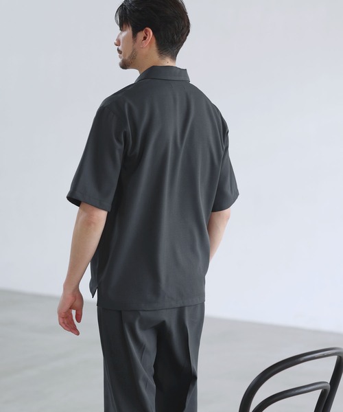 SPU（スプ）の「【セットアップ対応】防シワ・防ピリング・接触冷感　機能性素材テックリネン半袖スキッパーシャツ（シャツ/ブラウス・メンズ・ブラック/チャコール/ナチュラル/ネイビー・XL/L/M/S）」の20枚目の写真