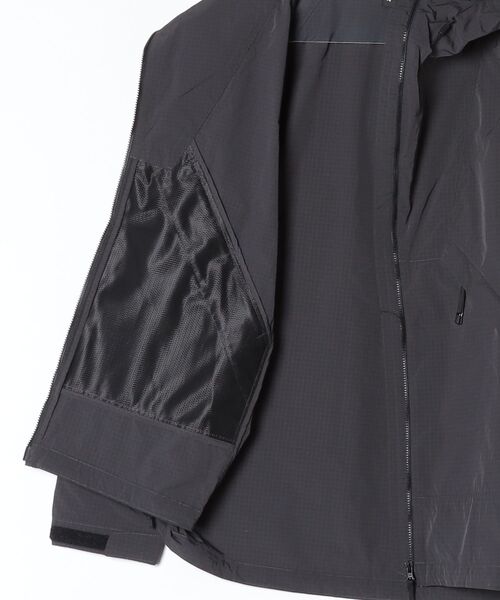 GOLDWIN（ゴールドウィン）の「Goldwin / ゴールドウイン：別注 Dope Dyed Rip-stop Hooded Jacket：ONLYARK-1-2518[PIE]（ナイロンジャケット・メンズ・グレー系その他・3/2/1/4）」の20枚目の写真