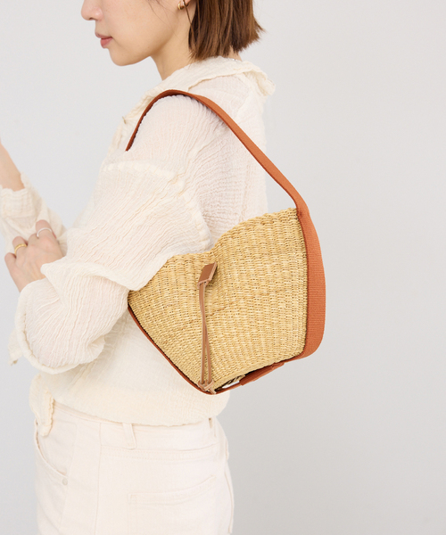 IENA（イエナ）の「MUUN/ムーニュ  MINI ORBI バッグ MORB_COT_NRUEC（ハンドバッグ・レディース・キャメル・FREE）」の9枚目の写真