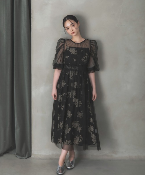 Rose of Sharon(ローズオブシャロン)の「シアーレイヤード花柄パフ袖ドレス(ドレス・レディース・ベージュ/ベージュ×ブラック/ブラック/ブルー・S/M)」の2枚目の写真