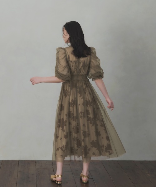 Rose of Sharon(ローズオブシャロン)の「シアーレイヤード花柄パフ袖ドレス(ドレス・レディース・ベージュ/ベージュ×ブラック/ブラック/ブルー・S/M)」の20枚目の写真