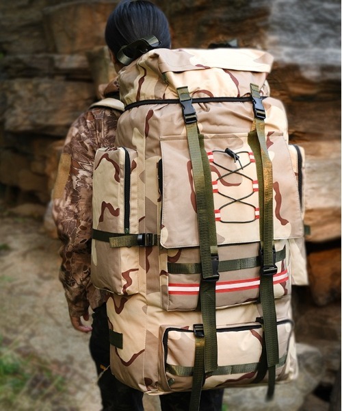 BACKYARD FAMILY(バックヤードファミリー)の「リュック バッグ 130L 旅行 遠足 登山 防災(バックパック/リュック・レディース・ブラック/ベージュ/グリーン/ネイビー・FREE)」の14枚目の写真