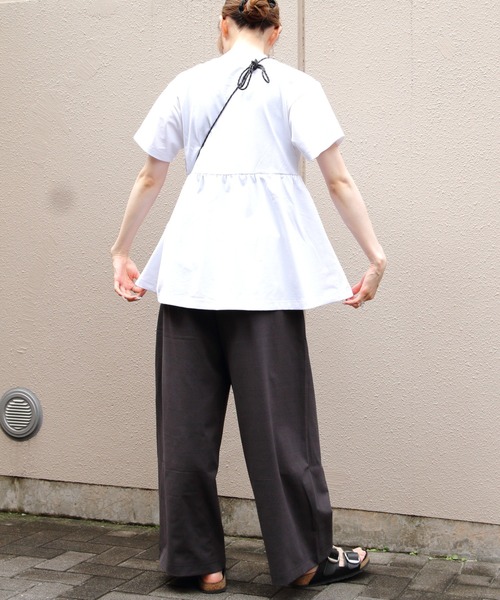 THOUSAND MILE（サウザンドマイル）の「THOUSAND MILE/サウザンドマイル　ギャザーウエストTEE＆ワイドパンツ セットアップ　GATHERED WAIST TEE&WIDE PANTS SET（セットアップ・レディース・ブラック/ブラウン/ホワイト×ブラック・FREE）」の16枚目の写真
