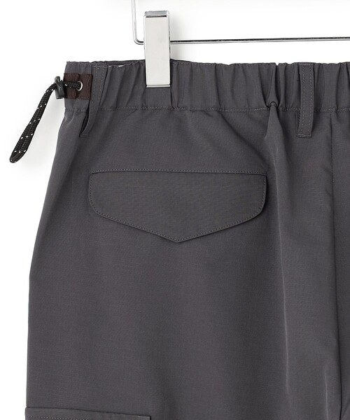 J.PRESS YORK STREET（ジェイプレスヨークストリート）の「【UNISEX】リップストップ カーゴパンツ（その他パンツ・メンズ・カーキ系/グレー系・SMALL/MEDIUM/LARGE）」の6枚目の写真