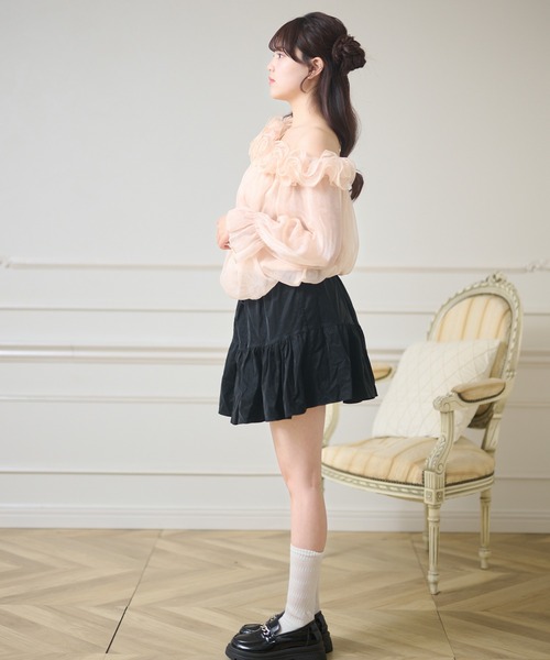 Anely（アネリー）の「オフショルダー バルーン デザイン シアー トップス（シャツ/ブラウス・レディース・アイボリー/ベージュ・FREE）」の14枚目の写真