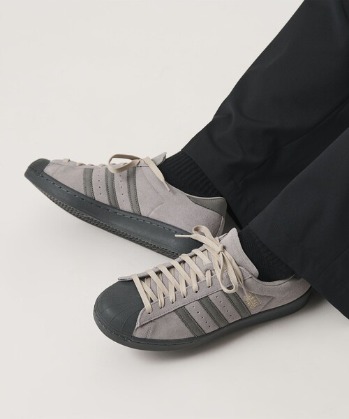 adidas Originals(アディダスオリジナルス)の「<adidas Originals>スーパースター ビンテージ スニーカー(スニーカー・メンズ・グレー系・28cm/27cm/25.5cm/26.5cm/27.5cm/28.5cm/26cm)」の2枚目の写真