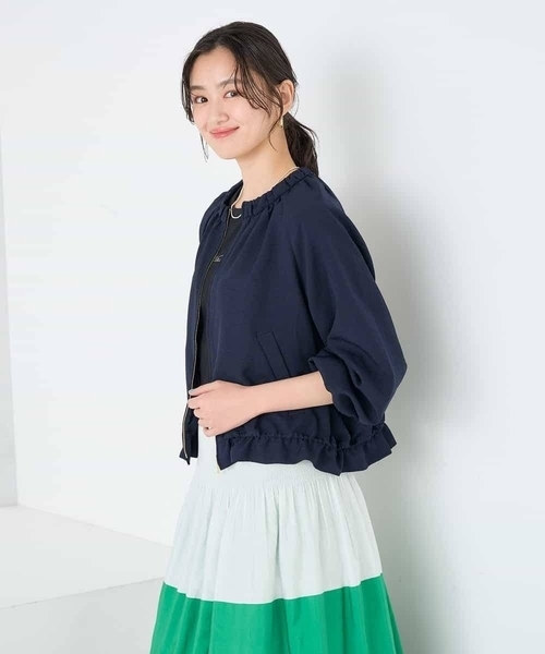 a.v.v(アーヴェヴェ)の「【接触冷感/UVカット】リネンライクノーカラージップブルゾン【セットアップ対応/アンチピリング】(ノーカラージャケット・レディース・グレー系その他/ネイビー・38/40/36)」の12枚目の写真