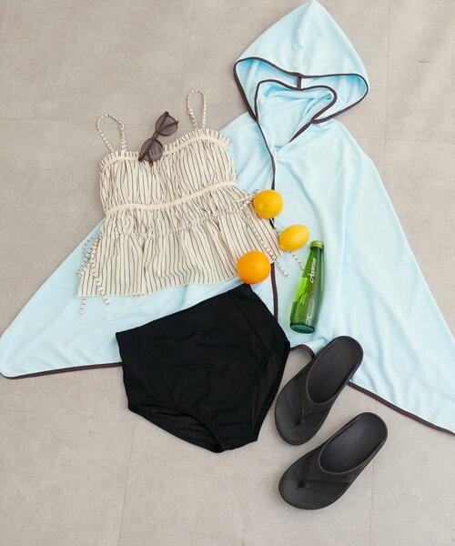 natural couture(ナチュラルクチュール)の「【水着】ペプラムキャミ+ショーツSET(水着・レディース・ブラック/ブルー系その他/ベージュ/ホワイト系その他・FREE)」の6枚目の写真
