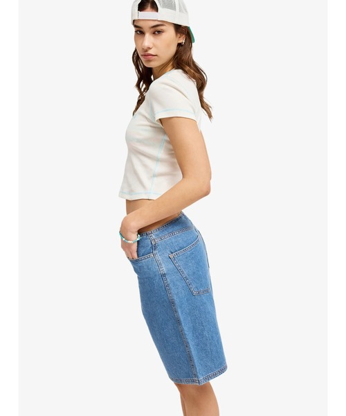 ROXY(ロキシー)の「ROXY ウィメンズ COOL GIRL LONGLINE DENIM SHORT デニムパンツ 【2026年春夏モデル】/ロキシー(デニムパンツ・レディース・ブルー・28inch/26inch/24inch)」の10枚目の写真