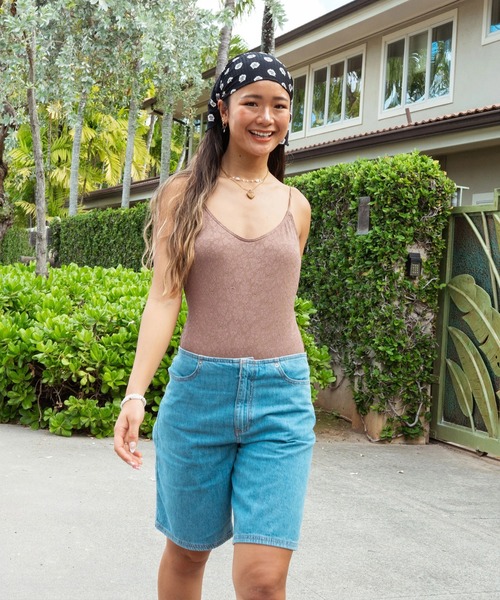 ROXY(ロキシー)の「ROXY ウィメンズ COOL GIRL LONGLINE DENIM SHORT デニムパンツ 【2026年春夏モデル】/ロキシー(デニムパンツ・レディース・ブルー・28inch/26inch/24inch)」の4枚目の写真