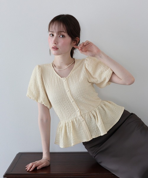 BLUEEAST(ブルーイースト)の「《新色追加》バルーンスリーブペプラムトップス(Tシャツ/カットソー・レディース・ピンク/ミント/アイボリー/イエロー・MEDIUM)」の4枚目の写真