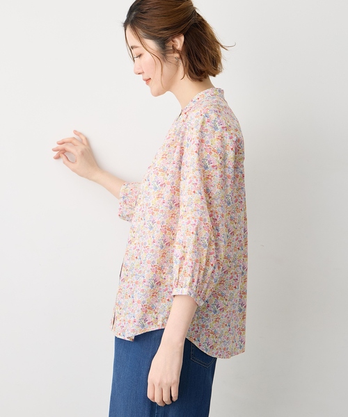 Petit Honfleur(プチオンフルール)の「【Liberty】リバティプリントスタンドカラーシャツ(シャツ/ブラウス・レディース・ネイビー/ピンク/サックスブルー/ブルー・9号/11号)」の8枚目の写真