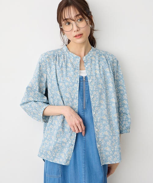 Petit Honfleur(プチオンフルール)の「【Liberty】リバティプリントスタンドカラーシャツ(シャツ/ブラウス・レディース・ネイビー/ピンク/サックスブルー/ブルー・9号/11号)」の5枚目の写真
