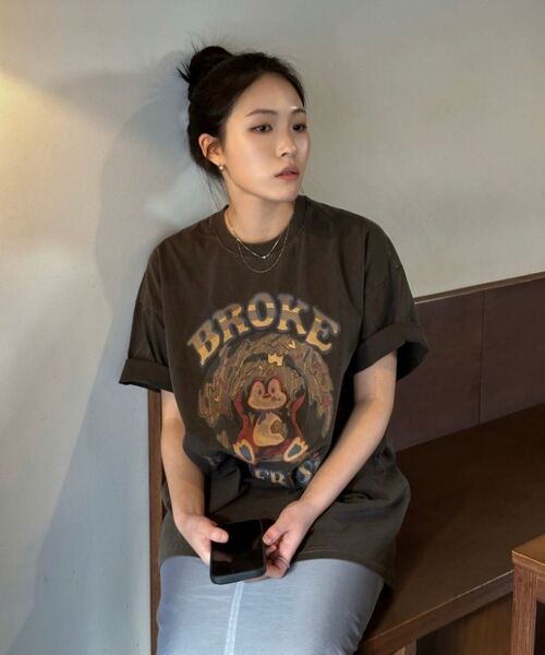 GAKKAI UNIONS(ガッカイユニオンズ)の「ドーナツペンギンピグメント半袖Tシャツブラウン(Tシャツ/カットソー・レディース・その他・MEDIUM/LARGE)」の7枚目の写真