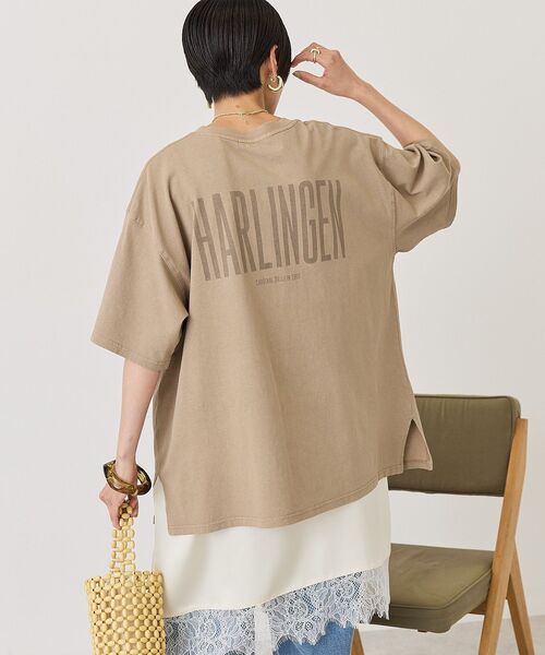 AMERICAN HOLIC(アメリカンホリック)の「バックロゴルーズTシャツ(Tシャツ/カットソー・レディース・チャコールグレー/オフホワイト/ベージュ・FREE)」の4枚目の写真