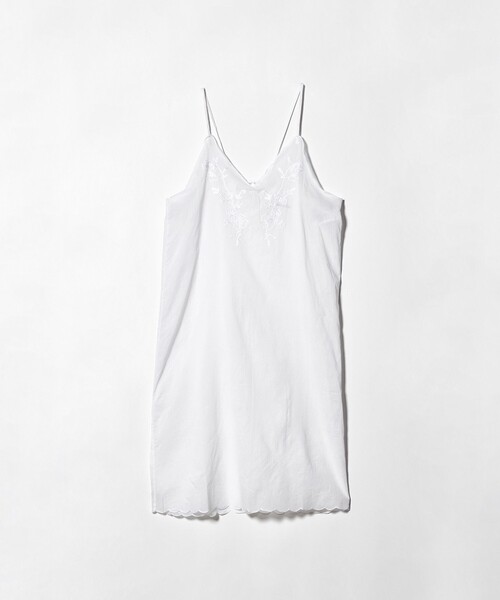 sara mallika（サラ マリカ）の「【別注】＜Sara mallika for 6＞EMBRODERY CAMI DRESS/ワンピース（ワンピース・レディース・ホワイト/ブラック・FREE）」の2枚目の写真
