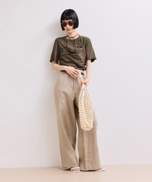 ADAM ET ROPE'(アダムエロペ)の「【WEB限定】ベアトップレイヤードカットソー(Tシャツ/カットソー・レディース・ダークブラウン/ホワイト/ネイビー・FREE)」の6枚目の写真