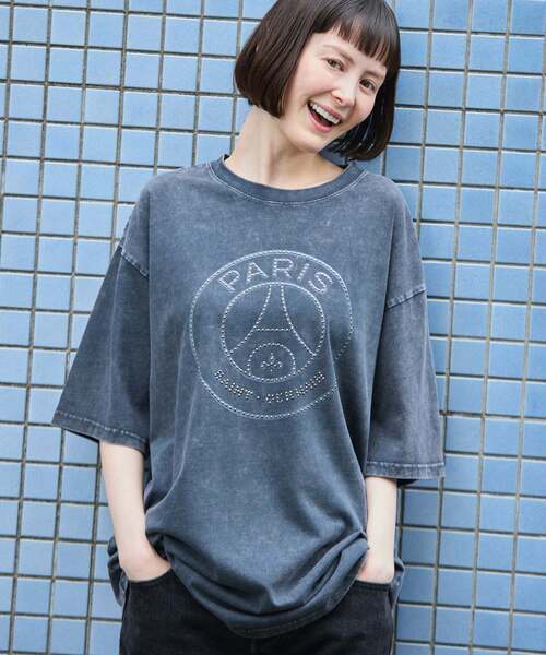 PARIS SAINT-GERMAIN(パリサンジェルマン)の「【Paris Saint-Germain / パリ・サン=ジェルマン】 JP RIVET TEE(Tシャツ/カットソー・メンズ・ホワイト/ブラック・X-LARGE/LARGE/MEDIUM)」の2枚目の写真