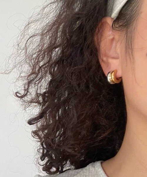 E&C closet…(イーアンドシークローゼット)の「バイカラーダブルフープピアス(ピアス(両耳用)・レディース・シルバー×ゴールド・FREE)」の18枚目の写真