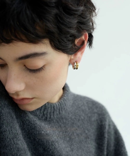 E&C closet…(イーアンドシークローゼット)の「バイカラーダブルフープピアス(ピアス(両耳用)・レディース・シルバー×ゴールド・FREE)」の19枚目の写真