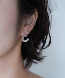 ピアス
