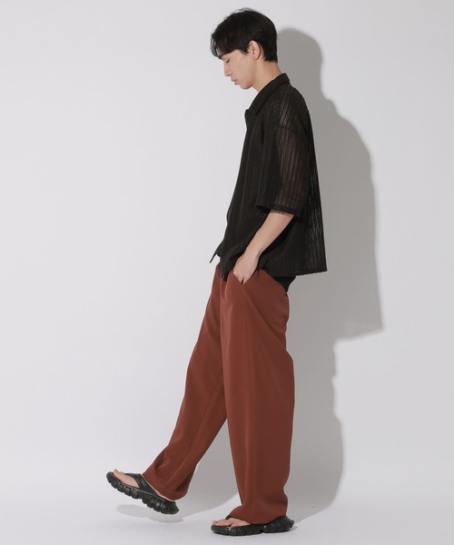 LAKOLE(ラコレ)の「アソート透かし半袖シャツ / 638909(シャツ/ブラウス・メンズ・アイボリー/ブラック/グリーン/ブラウン・MEDIUM/LARGE)」の7枚目の写真