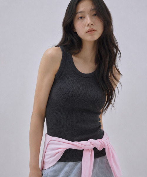 SAYUU(サユ)の「ソフトワッフルスリーブレスメランジチャコール(Tシャツ/カットソー・レディース・チャコール・FREE)」の1枚目の写真