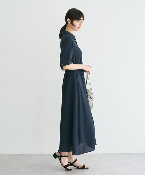YECCA VECCA(イェッカヴェッカ)の「【接触冷感】ベルト付きシャツワンピース(シャツワンピース・レディース・ライトベージュ/サックスブルー/ネイビー・FREE)」の14枚目の写真