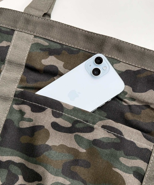 DAY CLOSET(デイ クローゼット)の「【軽量/A4収納可/マチ付き/2WAY】迷彩×レオパード柄 キャンバス ショルダー トート バッグ(トートバッグ・レディース・オリーブ/カーキ・ONE SIZE)」の18枚目の写真