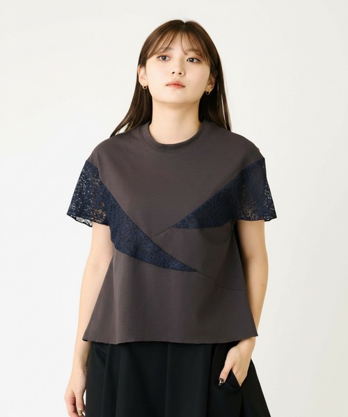 AVIE（アビィ）の「レ―スミックスデザインTEE（Tシャツ/カットソー・レディース・ブラック/チャコールグレー・38）」の4枚目の写真