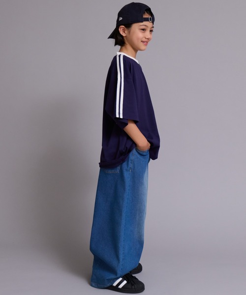 PAIRMANON STREET（ペアマノンストリート）の「【90-160cm】【綿100%】袖ライン 刺繍 半袖Tシャツ【PAIRMANON STREET】（Tシャツ/カットソー・キッズ・ベージュ/オフホワイト/ブラック/ピンク/ネイビー/パープル/ライトブルー/ライトグリーン・100/150/110/160/120/90/130/140）」の14枚目の写真