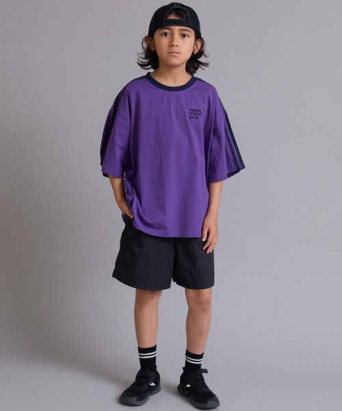 PAIRMANON STREET（ペアマノンストリート）の「【90-160cm】【綿100%】袖ライン 刺繍 半袖Tシャツ【PAIRMANON STREET】（Tシャツ/カットソー・キッズ・ベージュ/オフホワイト/ブラック/ピンク/ネイビー/パープル/ライトブルー/ライトグリーン・100/150/110/160/120/90/130/140）」の11枚目の写真