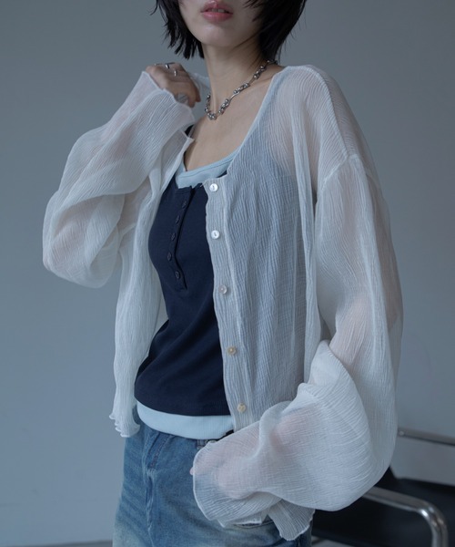 VACANCY（ヴァカンシー）の「ワッシャー加工クルーシアーカーディガン（シャツ/ブラウス・レディース・チャコールグレー/ホワイト/グリーン・FREE）」の11枚目の写真