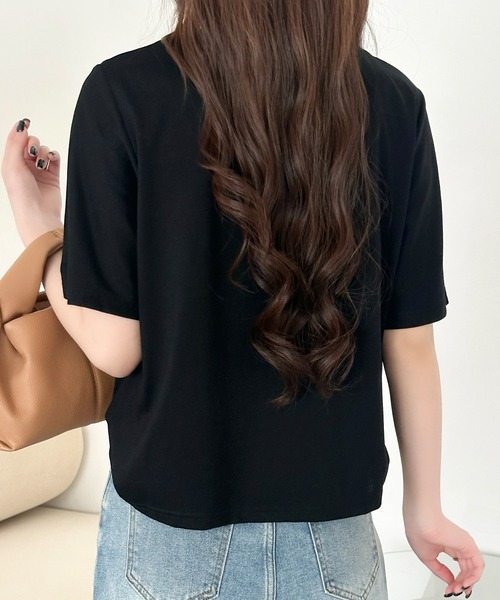 DAY CLOSET（デイ クローゼット）の「【撥水】半袖スクエアネックカットソー レディース（Tシャツ/カットソー・レディース・ブラック/ホワイト/チャコールグレー・M/L）」の10枚目の写真