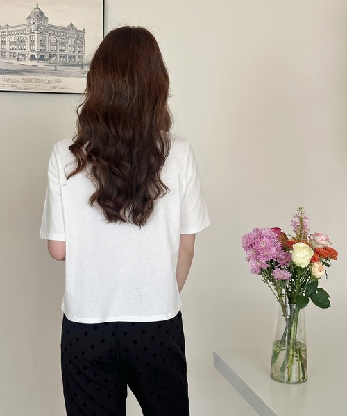 DAY CLOSET（デイ クローゼット）の「【撥水】半袖スクエアネックカットソー レディース（Tシャツ/カットソー・レディース・ブラック/ホワイト/チャコールグレー・M/L）」の6枚目の写真