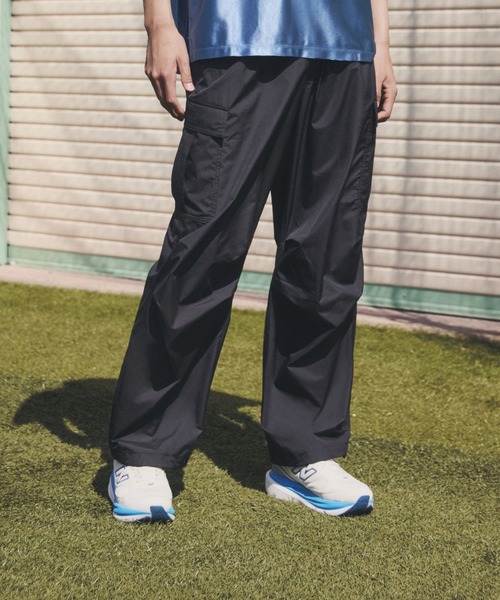 NEW BALANCE(ニューバランス)の「ウーブントラックカーゴパンツ(カーゴパンツ・メンズ・カーキブラウン/ブラック・SMALL/MEDIUM/LARGE/X-LARGE/XX-LARGE)」の3枚目の写真
