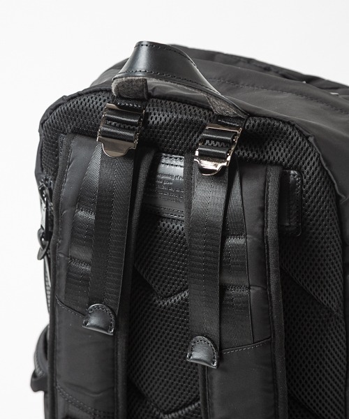 MAKAVELIC(マキャベリック)の「【MAKAVELIC】SIERRA SUPERIORITY BIND UP BACKPACK(バックパック/リュック・メンズ・ブラック・FREE)」の10枚目の写真