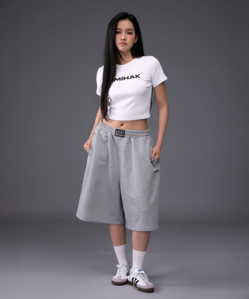 MIHAK(ミハク)の「メタルプレートバミューダパンツ(グレー)(スウェットパンツ・メンズ・その他・1/3/2)」の4枚目の写真