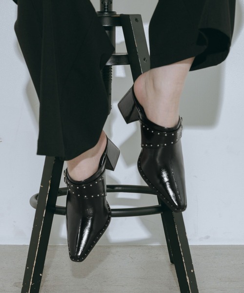 PAGEBOY(ページボーイ)の「Wバックルモードサボ(サンダル・レディース・ブラック/ガンメタ・LARGE/MEDIUM)」の9枚目の写真
